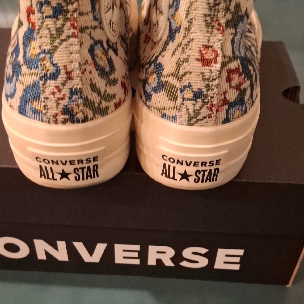 Converse Multicolor Knit Floral Tapestry Lift High-Tops - Picture 6 of 13